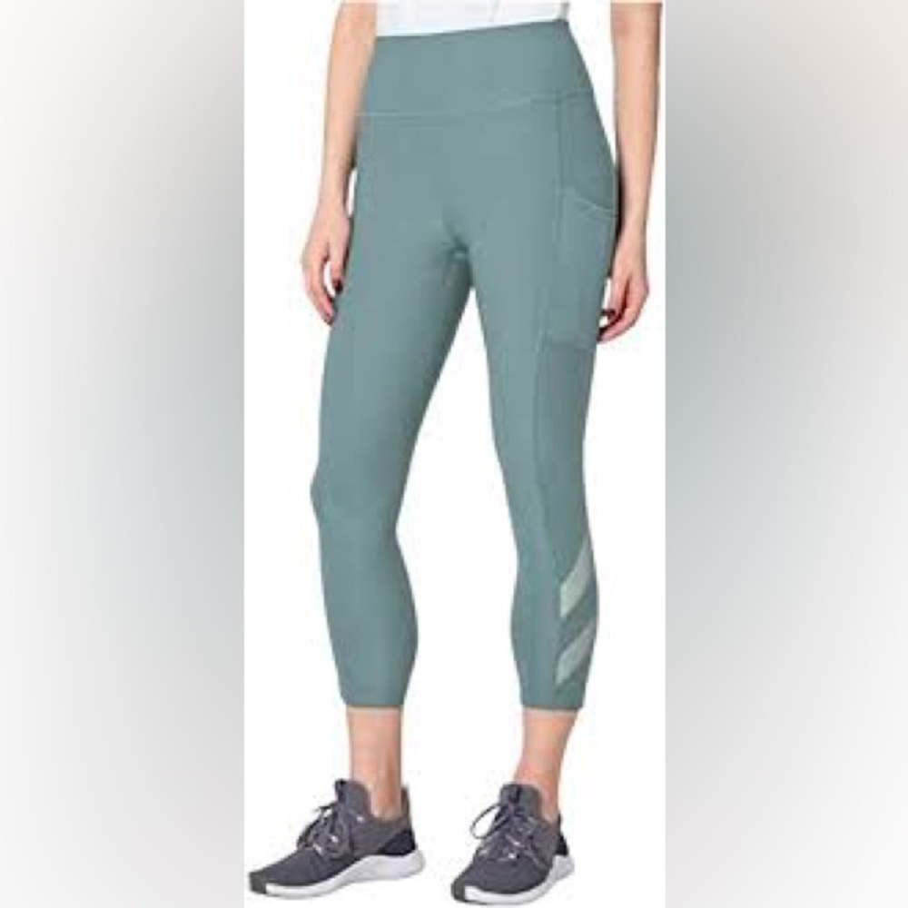 Mondetta High Waisted Capri Legging Size M